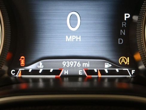 Used 2019 Jeep Cherokee Trailhawk w/ Cold Weather Group image 25