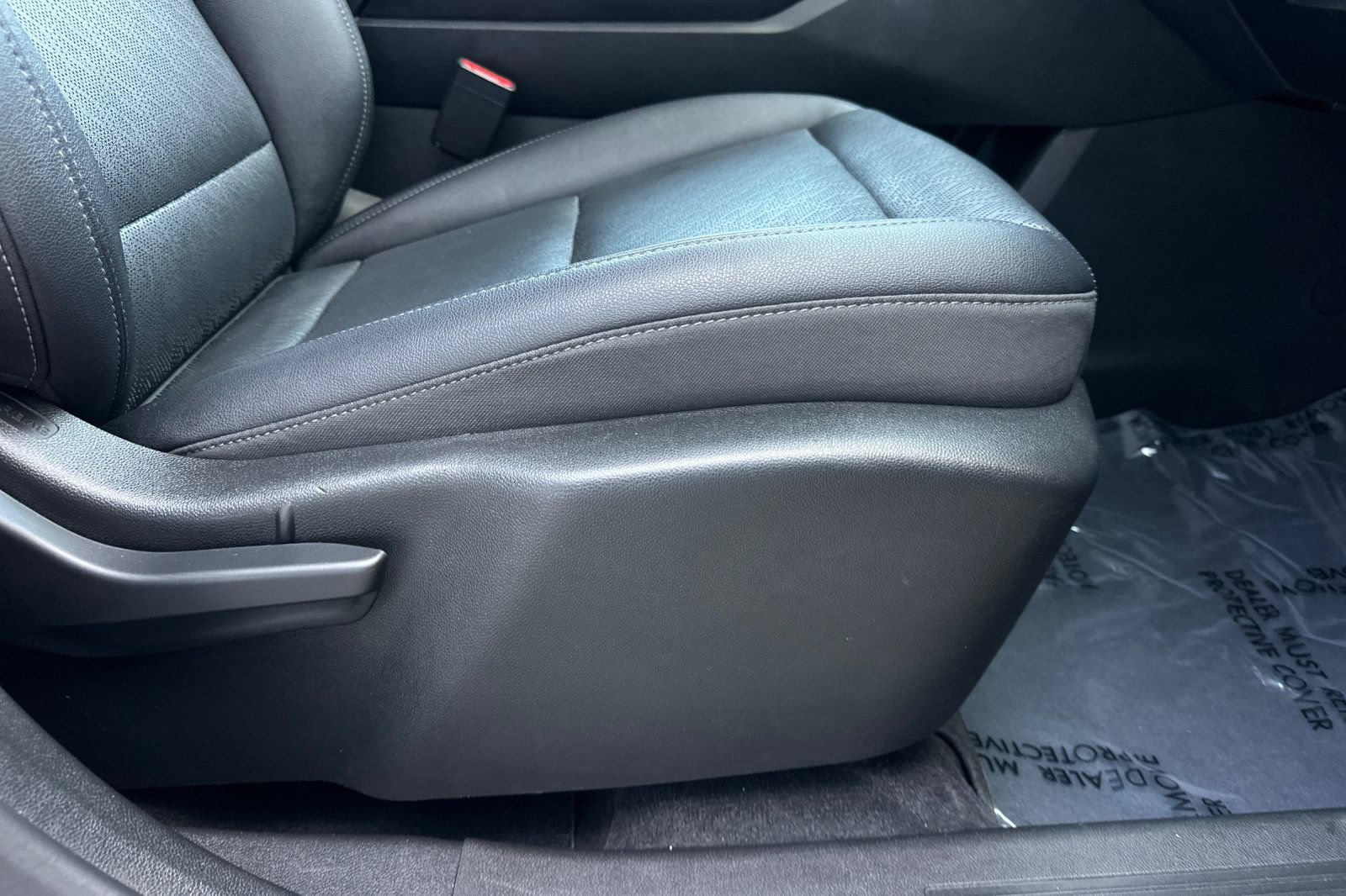 Used 2025 Chevrolet Equinox LT w/ Convenience Package II AWD/4WD image 23
