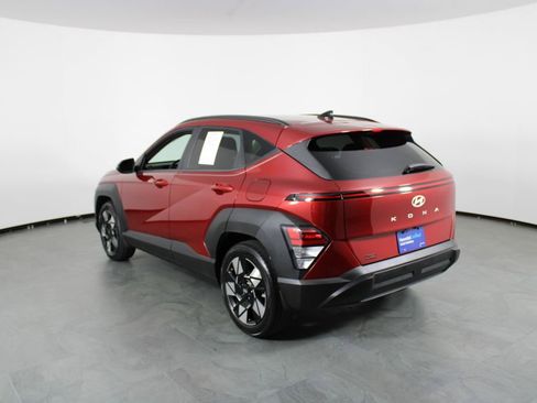 Certified 2025 Hyundai Kona SEL image 4