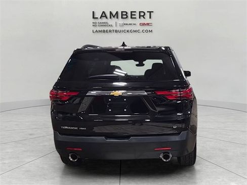 Used 2023 Chevrolet Traverse LT w/ LT Premium Package image 7