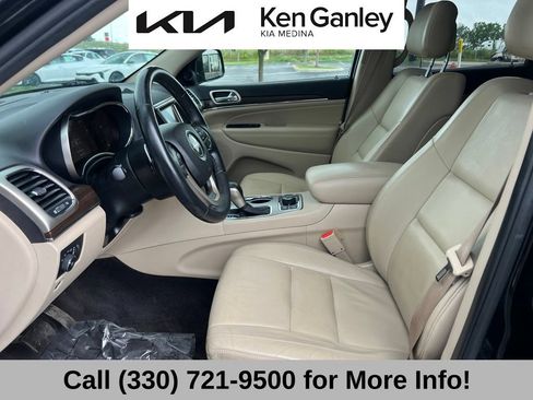 Used 2017 Jeep Grand Cherokee Limited AWD/4WD image 40
