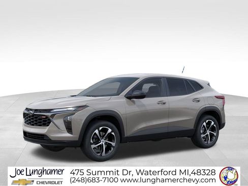 New 2026 Chevrolet Trax RS image 2