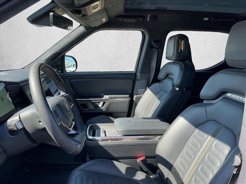 Used 2023 Rivian R1T Adventure image 12