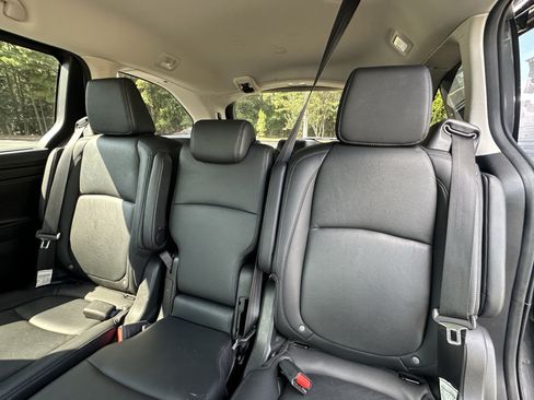 Used 2025 Honda Odyssey EX-L image 9