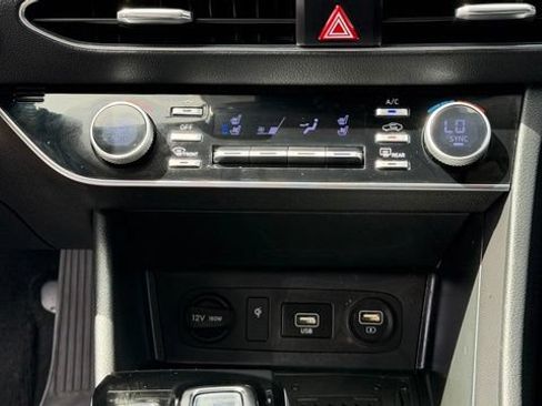 Used 2022 Hyundai Sonata Limited FWD image 15