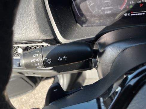 Used 2023 Honda Civic Sport image 22