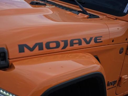 New 2025 Jeep Gladiator Mojave image 7