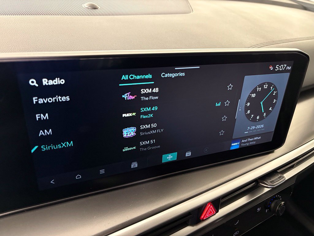 New 2026 Kia Sorento LX FWD image 25