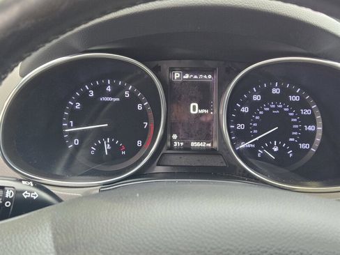 Used 2017 Hyundai Santa Fe Limited image 17