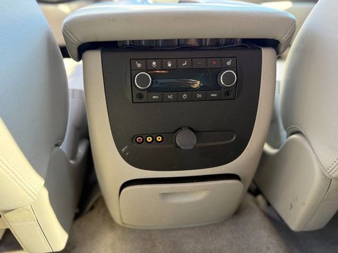 Used 2009 Chevrolet Tahoe LTZ image 13