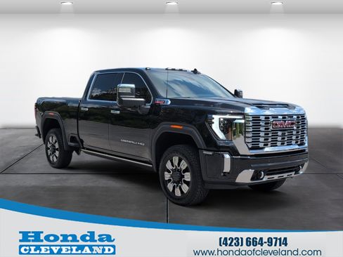 Used 2026 GMC Sierra 2500 Denali w/ Denali Reserve Package AWD/4WD image 1