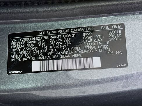 Used 2019 Volvo XC60 T8 R-Design w/ Advanced Package AWD/4WD image 42