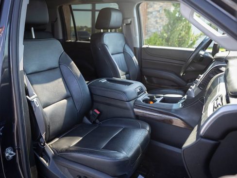 Used 2017 Chevrolet Suburban LT AWD/4WD image 32