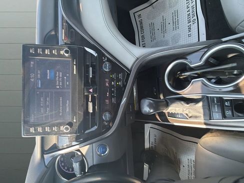 Used 2021 Toyota Camry XLE FWD image 16