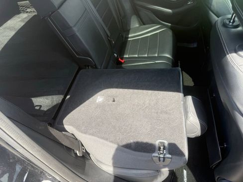 Used 2019 Mercedes-Benz GLC 300 4MATIC image 43