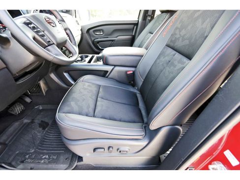 Used 2024 Nissan Titan PRO-4X w/ Pro-4x Utility Package image 11