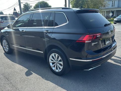 Used 2018 Volkswagen Tiguan SE w/ Panoramic Sunroof Package AWD/4WD image 8