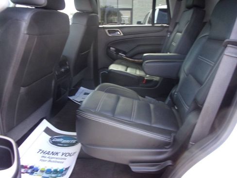 Used 2017 GMC Yukon Denali AWD/4WD image 17