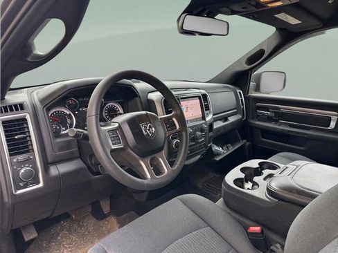 Used 2022 RAM 1500 Classic Warlock w/ Electronics Group image 11