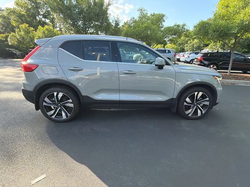 Used 2024 Volvo XC40 B5 Plus w/ Protection Package Premier AWD/4WD image 17