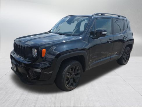 Used 2022 Jeep Renegade Altitude w/ Convenience Group AWD/4WD image 4