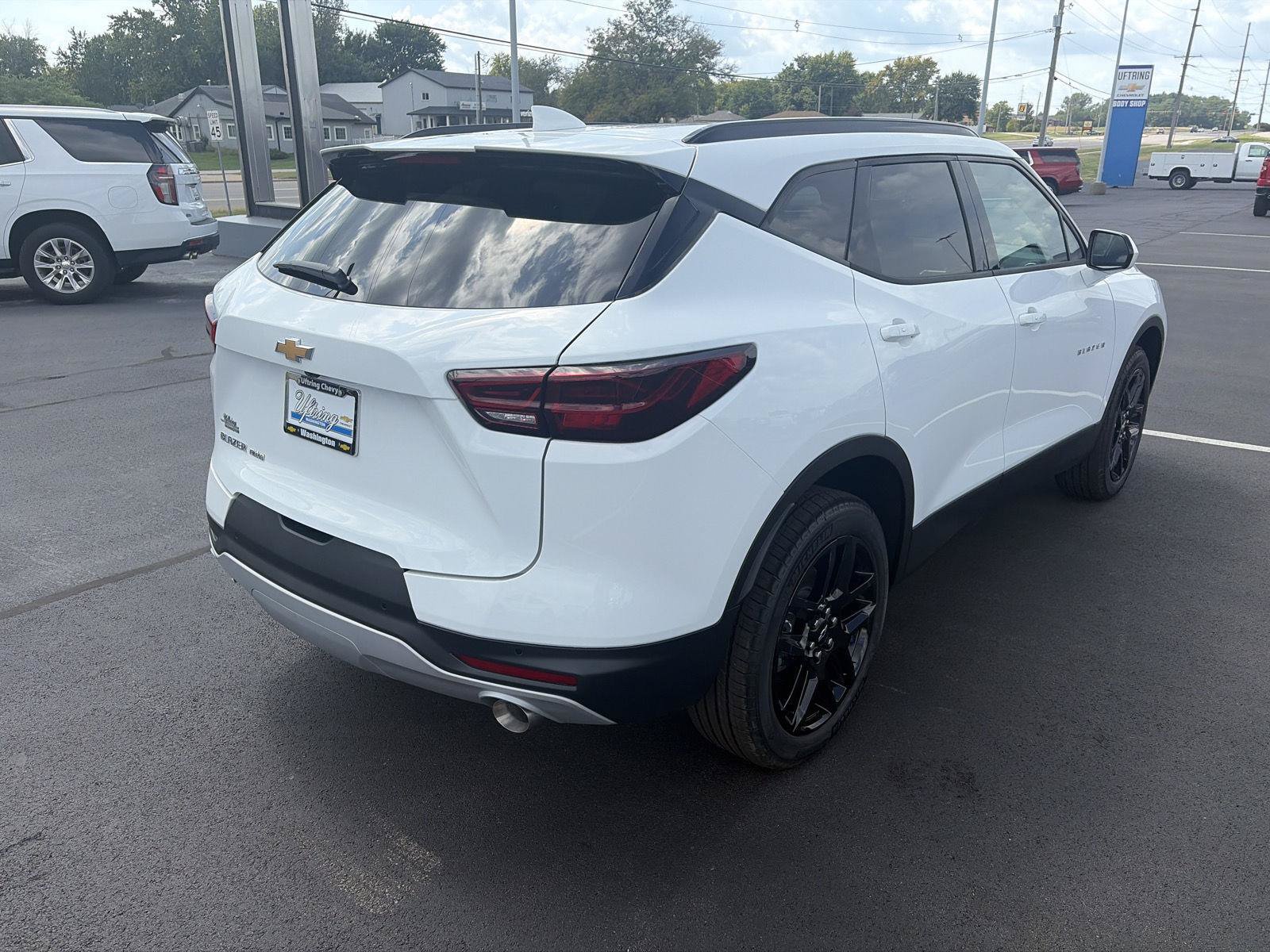 New 2026 Chevrolet Blazer LT w/ Convenience Package AWD/4WD image 3