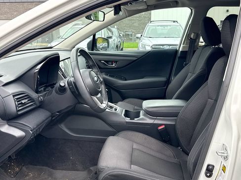 Certified 2024 Subaru Outback Premium AWD/4WD image 4