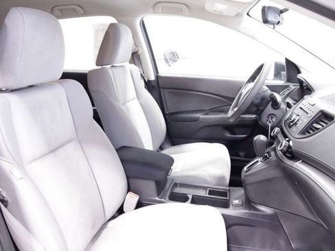 Used 2016 Honda CR-V SE image 12