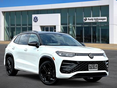 New 2026 Volkswagen Tiguan SE R-Line