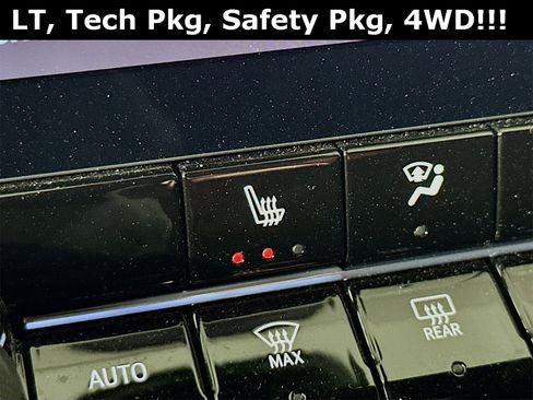 Used 2024 Chevrolet Colorado LT w/ LT Convenience Package II image 21