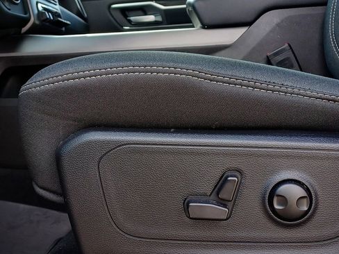 Used 2025 RAM 1500 Big Horn AWD/4WD image 11