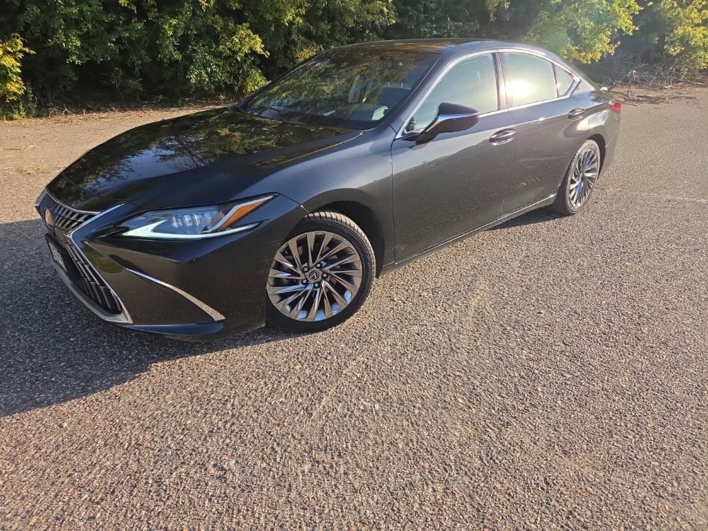 Used 2024 Lexus ES 350 w/ Accessory Package (Z1) FWD image 1