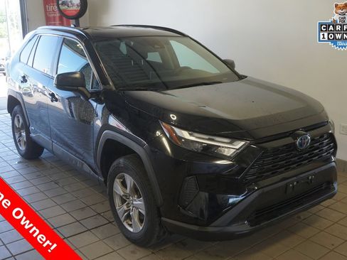 Used 2023 Toyota RAV4 LE AWD/4WD image 1