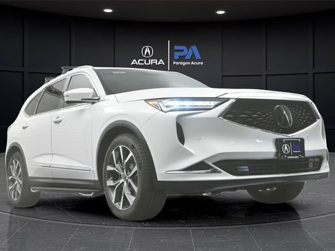 Used 2024 Acura MDX SH-AWD w/ Technology Package image 32