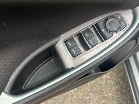 Used 2023 Chevrolet Malibu LT image 25