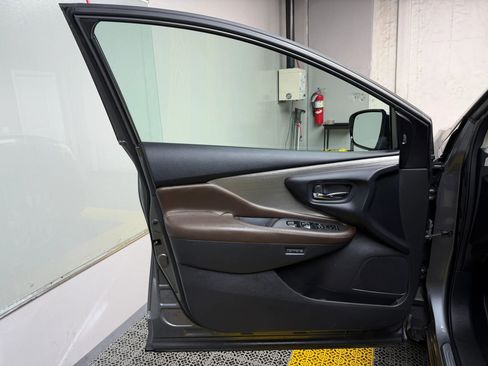 Used 2015 Nissan Murano SL w/ SL Technology Package image 11