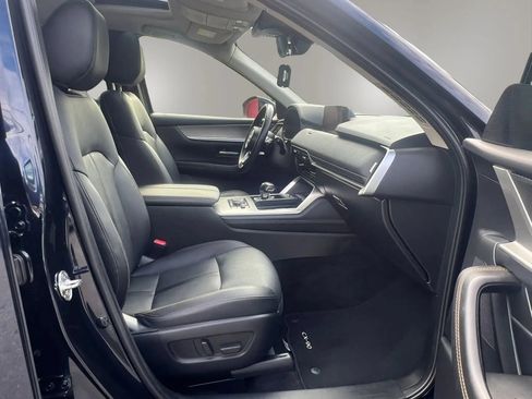 Used 2024 MAZDA CX-90 3.3 Turbo w/ Preferred Package AWD/4WD image 34