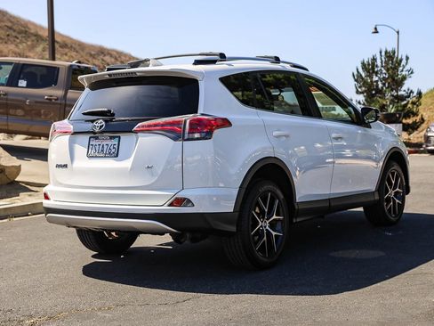 Used 2016 Toyota RAV4 SE FWD image 4