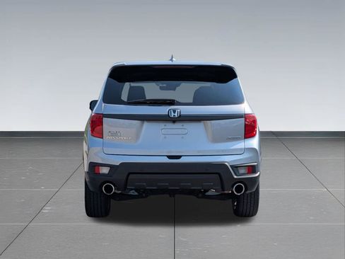 Used 2023 Honda Passport EX-L image 4