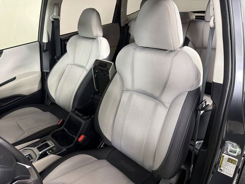 Used 2023 Subaru Forester AWD/4WD image 13