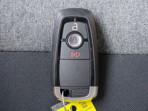 New 2025 Ford Bronco 2-Door image 26