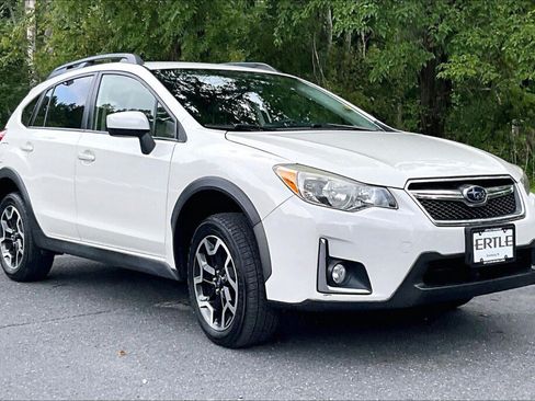 Used 2017 Subaru Crosstrek 2.0i Premium AWD/4WD image 18