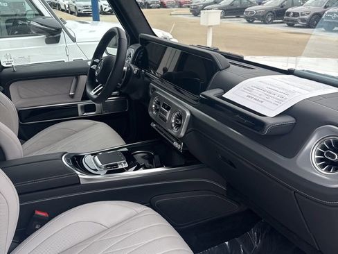 Certified 2025 Mercedes-Benz G 63 AMG 4MATIC image 4