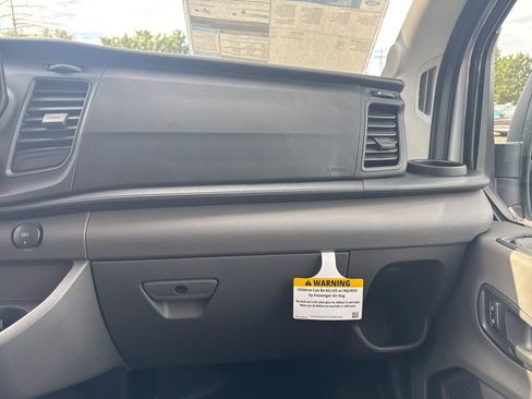 New 2025 Ford Transit 250 148 Medium Roof image 21