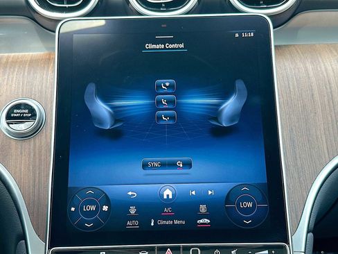 Used 2024 Mercedes-Benz GLC 300 4MATIC image 15