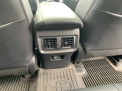 Used 2024 Toyota Venza Nightshade AWD/4WD image 28