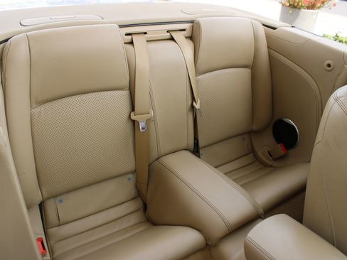 Used 2011 Jaguar XKR R image 21