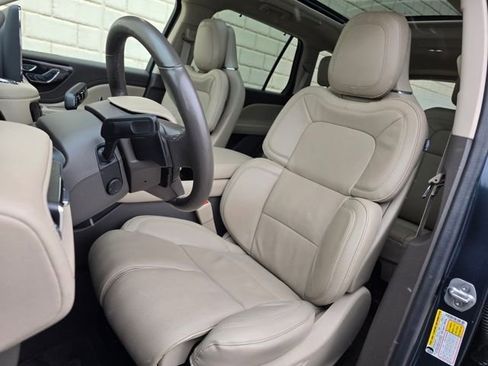 Used 2023 Lincoln Aviator Reserve w/ Equipment Group 201A image 20