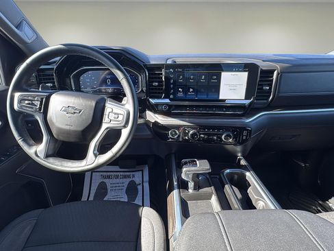 Used 2024 Chevrolet Silverado 1500 RST image 9