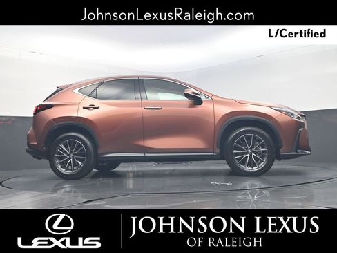 Certified 2025 Lexus NX 250 FWD w/ Premium Package image 23